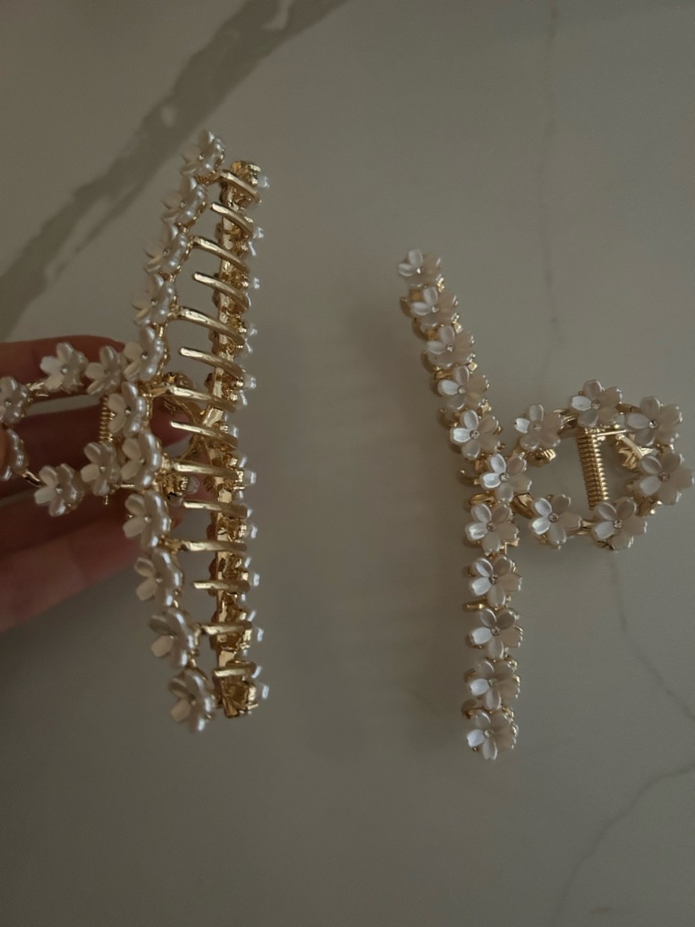 Hair clips - Picture 3 of 4
